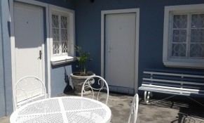 Cottage 2 Jetty Self-Catering Entrance