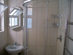Cottage-6-bathroom-Jetty-self-catering-accommodation-Swakopmund-